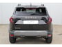 Dacia Duster 1.2-130pk TCe Mild-Hybrid Extreme. Stoere SUV ! Slechts 17.000km ! Trekgewicht 1.500kg ! Autm. airco, LED verl., 360gr. camera, pdc v+a, stoelverw., cruise control, dodehoek ass., telefoonvoorb., navigatie by Apple carplay / Android auto etc.
