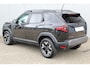 Dacia Duster 1.2-130pk TCe Mild-Hybrid Extreme. Stoere SUV ! Slechts 17.000km ! Trekgewicht 1.500kg ! Autm. airco, LED verl., 360gr. camera, pdc v+a, stoelverw., cruise control, dodehoek ass., telefoonvoorb., navigatie by Apple carplay / Android auto etc.