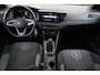 Volkswagen Polo 1.0 TSI R-Line 95PK / 70kW, NL auto 1e eigenaar nieuw door ons geleverd, LED verlichting, R-Line in- en exterieur, draadloos Apple Carplay & Android Auto, parkeersensoren voor en achter (pdc), adaptieve cruise control (ACC) met Travel Assist, multifunctioneel lederen stuurwiel, 2-zone climatronic, elektrisch verstel-, verwarm- en inklapbare buitenspiegels (spiegelpakket), 16" 'Valencia' LMV, DAB+ etc.