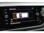 Volkswagen Polo 1.0 TSI R-Line 95PK / 70kW, NL auto 1e eigenaar nieuw door ons geleverd, LED verlichting, R-Line in- en exterieur, draadloos Apple Carplay & Android Auto, parkeersensoren voor en achter (pdc), adaptieve cruise control (ACC) met Travel Assist, multifunctioneel lederen stuurwiel, 2-zone climatronic, elektrisch verstel-, verwarm- en inklapbare buitenspiegels (spiegelpakket), 16" 'Valencia' LMV, DAB+ etc.