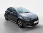 Toyota Yaris 1.5 Hybrid 115 Comfort Apple Carplay/Android Auto , cruise control adaptief en stuurhulp , climate , lm velgen , tel , usb , camera .