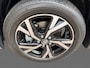 Toyota Yaris 1.5 Hybrid 115 Comfort Apple Carplay/Android Auto , cruise control adaptief en stuurhulp , climate , lm velgen , tel , usb , camera .