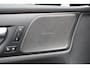 Volvo V60 2.0 T6 Plug-in hybrid AWD Plus Dark | Head-up Display | Panoramadak | Visual Park Assist incl. 360 Graden Camera | 19-Inch Lichtmetalen Velgen | | Getint Glas Achter | Nappa Leder/Open Grid Textiel Bekleding (Contourstoelen) | Adaptieve Cruise Control | Pilot Assist | Keyless Entry | Elektrische Achterklep | Stuurverwarming | Stoelverwarming Voor en Achter | Google | Parkeersensoren Rondom |