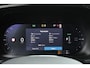 Volvo V60 2.0 T6 Plug-in hybrid AWD Plus Dark | Head-up Display | Panoramadak | Visual Park Assist incl. 360 Graden Camera | 19-Inch Lichtmetalen Velgen | | Getint Glas Achter | Nappa Leder/Open Grid Textiel Bekleding (Contourstoelen) | Adaptieve Cruise Control | Pilot Assist | Keyless Entry | Elektrische Achterklep | Stuurverwarming | Stoelverwarming Voor en Achter | Google | Parkeersensoren Rondom |