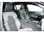 Volvo V60 2.0 T6 Plug-in hybrid AWD Plus Dark | Head-up Display | Panoramadak | Visual Park Assist incl. 360 Graden Camera | 19-Inch Lichtmetalen Velgen | | Getint Glas Achter | Nappa Leder/Open Grid Textiel Bekleding (Contourstoelen) | Adaptieve Cruise Control | Pilot Assist | Keyless Entry | Elektrische Achterklep | Stuurverwarming | Stoelverwarming Voor en Achter | Google | Parkeersensoren Rondom |