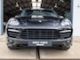 Porsche Cayenne 4.8 GTS *Pano | Luchtvering | Keyless | Navi | Leder/Alcantara | Cruise | Clima | Camera | Stoelverwarming | Memory*