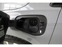 Volkswagen Golf GTE 272PK DSG Navigatie | IQ-Light | 18" Catania Velgen | Head Up Display | Keyless