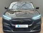 Ford Mustang Mach-E RWD 75 kWh Panorama Dak | Camera Rondom | B&O audio | Parkeersensoren Rondom | Lederen Bekleding | Elek. Stoelen | Digitaal Dashboard | Navigatie | LED | Apple Carplay/Android Auto|telefoonintegratie premium | Audio installatie premium | Buitenspiegels elektrisch verstel- en verwarmbaar