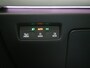 Volkswagen Passat Variant 1.5 eHybrid Elegance | Panoramadak | Leder/Alcantara | Massage | Trekhaak | HUD | Keyless | Sfeerlicht