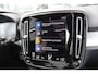 Volvo XC40 T4 211PK Automaat Recharge R-Design Expression | Schuif/kanteldak | Trekhaak | Adapt. Cruise | Camera + PDC | DAB | Verw. Voorruit |