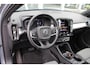 Volvo XC40 T4 211PK Automaat Recharge R-Design Expression | Schuif/kanteldak | Trekhaak | Adapt. Cruise | Camera + PDC | DAB | Verw. Voorruit |