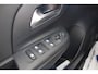 Opel Corsa 1.2 Elegance | Climate control | Parkeersensoren achter | Cruise control | 16` Lichtmetalen velgen |