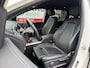 Mercedes-Benz B-klasse 250 e 18''/Leder/Stoelverwarming/Camera/Sfeerverlichting/Apple Carplay & Android Auto