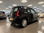 Volkswagen Up! 1.0 high up! BlueMotion * 66.808 km + NAP / Navigatie / Bluetooth / LM Velgen / NL Auto *
