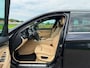 BMW 5-Serie Touring 525d High Executive / NL-Auto / Clima / Navi / Camera / cc / Elektrische Stoelen en Achterklep / Stoelverwarm
