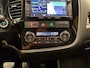 Mitsubishi Outlander 2.0 PHEV instyle+ * Schuif-Kanteldak / Navigatie / Trekhaak / Stoelverwarming / NL Auto *