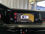 Volkswagen Golf 1.0 TSI 110pk Life Sfeerverlichting Navigatie Parkeersensoren App-Connect