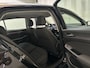 Volkswagen Golf 1.0 TSI 110pk Life Sfeerverlichting Navigatie Parkeersensoren App-Connect