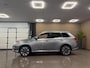 Mitsubishi Outlander 2.0 PHEV Executive Edition * Stoelverwarming / LM Velgen / Parkeersensoren / NL Auto *