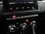 Renault Captur 1.0 TCe 90 Zen Trekhaak, Airco, Apple Carplay/Android Auto, Cruise control, Achteruitrijcamera,keyless entry/start, Rijstrooksensor met correctie De Renault Captur 1.0 TCe 90 Zen is een ruime en comfortabele SUV met een moderne en luxe uitstraling. Dankzij het slimme interieur en de hoge zit geniet je van veel comfort tijdens elke rit.