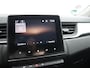 Renault Captur 1.0 TCe 90 Zen Trekhaak, Airco, Apple Carplay/Android Auto, Cruise control, Achteruitrijcamera,keyless entry/start, Rijstrooksensor met correctie De Renault Captur 1.0 TCe 90 Zen is een ruime en comfortabele SUV met een moderne en luxe uitstraling. Dankzij het slimme interieur en de hoge zit geniet je van veel comfort tijdens elke rit.