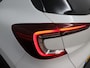 Renault Captur 1.0 TCe 90 Zen Trekhaak, Airco, Apple Carplay/Android Auto, Cruise control, Achteruitrijcamera,keyless entry/start, Rijstrooksensor met correctie De Renault Captur 1.0 TCe 90 Zen is een ruime en comfortabele SUV met een moderne en luxe uitstraling. Dankzij het slimme interieur en de hoge zit geniet je van veel comfort tijdens elke rit.
