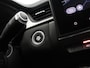 Renault Captur 1.0 TCe 90 Zen Trekhaak, Airco, Apple Carplay/Android Auto, Cruise control, Achteruitrijcamera,keyless entry/start, Rijstrooksensor met correctie De Renault Captur 1.0 TCe 90 Zen is een ruime en comfortabele SUV met een moderne en luxe uitstraling. Dankzij het slimme interieur en de hoge zit geniet je van veel comfort tijdens elke rit.