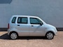 Opel Agila 1.0-12V Essentia