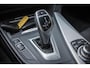 BMW 3-Serie Touring 320i M-Sport NW. KETTING & TURBO | LEER | 19" VELGEN | NAP