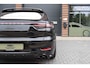 Porsche Cayenne Coupé 3.0 E-Hybrid Black Edition Platinum 462PK NIEUWSTAAT 1STE EIG. SOH 99% I NL-auto I 360 Camera I Leder I Sport Chrono I Pano I elek. stoel I Winterpakket I PASM I Soft-close I
