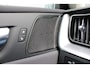 Volvo XC60 B4 198PK Automaat Business Pro | Trekhaak | H&K Audio | Adapt. Cruise | 360 Camera | Privacy Glas | BLIS | Keyless |