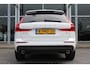 Volvo XC60 B4 198PK Automaat Business Pro | Trekhaak | H&K Audio | Adapt. Cruise | 360 Camera | Privacy Glas | BLIS | Keyless |