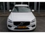 Volvo XC60 B4 198PK Automaat Business Pro | Trekhaak | H&K Audio | Adapt. Cruise | 360 Camera | Privacy Glas | BLIS | Keyless |