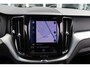 Volvo XC60 B4 198PK Automaat Business Pro | Trekhaak | H&K Audio | Adapt. Cruise | 360 Camera | Privacy Glas | BLIS | Keyless |