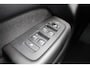 Volvo XC60 B4 198PK Automaat Business Pro | Trekhaak | H&K Audio | Adapt. Cruise | 360 Camera | Privacy Glas | BLIS | Keyless |