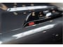 Land Rover Defender Urban Automotive 110 X-Dynamic SE Pano Koelbox Red Accents 2.0 P300e 110 X-Dynamic SE Urban Automotive