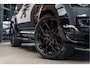 Land Rover Defender Urban Automotive 110 X-Dynamic SE Pano Koelbox Red Accents 2.0 P300e 110 X-Dynamic SE Urban Automotive