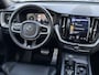 Volvo XC60 2.0 T8 Twin Engine AWD R-Design | Pano | Elec Trekhaak | Camera |