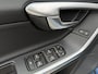 Volvo S60 2.0 T4 Momentum 190pk | Navigatiesysteem | Climate & cruise control | Trekhaak & 1800KG trekgewicht | Parkeersensoren achter | Parkeersensoren achter | Lichtmetalen velgen