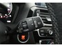 BMW 1-Serie 118i Executive Automaat (GROOT-NAVIGATIE, LED, PANORAMADAK, CAMERA, SPORTSTOELEN, GROOTLICHT ASSIST, PDC)