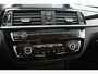 BMW 1-Serie 118i Executive Automaat (GROOT-NAVIGATIE, LED, PANORAMADAK, CAMERA, SPORTSTOELEN, GROOTLICHT ASSIST, PDC)