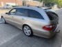 Mercedes-Benz E-klasse 240 Avantgarde AUT XENON PDC TREKHAAK RIJDT GOED NAP