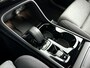 Volvo XC40 B4 Plus Dark | Parkeercamera | Harman Kardon | Stoel- en stuurverwarming | Trekhaak