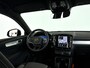 Volvo XC40 B4 Plus Dark | Parkeercamera | Harman Kardon | Stoel- en stuurverwarming | Trekhaak