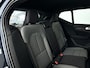 Volvo XC40 B4 Plus Dark | Parkeercamera | Harman Kardon | Stoel- en stuurverwarming | Trekhaak