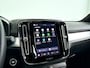 Volvo XC40 B4 Plus Dark | Parkeercamera | Harman Kardon | Stoel- en stuurverwarming | Trekhaak