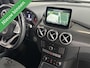 Mercedes-Benz B-klasse 200 Prestige AMG-Line | Navi | LED | Cruise | Clima | PDC | Alcantara | Stoelverw | Trekh | 18" |