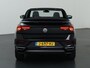 Volkswagen T-Roc Cabrio 1.5 TSI R-Line | Virtual Cockpit | Sportstoelen | DAB | Navigatie | Camera | Apple CarPlay/Android Auto | Stoelverwarming | Climate Control | Adaptieve Cruise Control | Beats Audio | LED | Winterpakket |