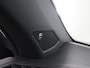 Volkswagen T-Roc Cabrio 1.5 TSI R-Line | Virtual Cockpit | Sportstoelen | DAB | Navigatie | Camera | Apple CarPlay/Android Auto | Stoelverwarming | Climate Control | Adaptieve Cruise Control | Beats Audio | LED | Winterpakket |