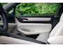 Porsche Macan 4 100 kWh 408pk | HUD | PassDisply | ACC | Trekh.